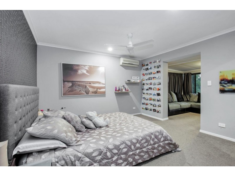 140 Barbaralla Drive, Springwood QLD 4127