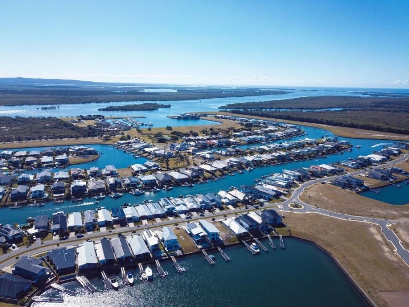 27 Paradise Parade, Jacobs Well QLD 4208