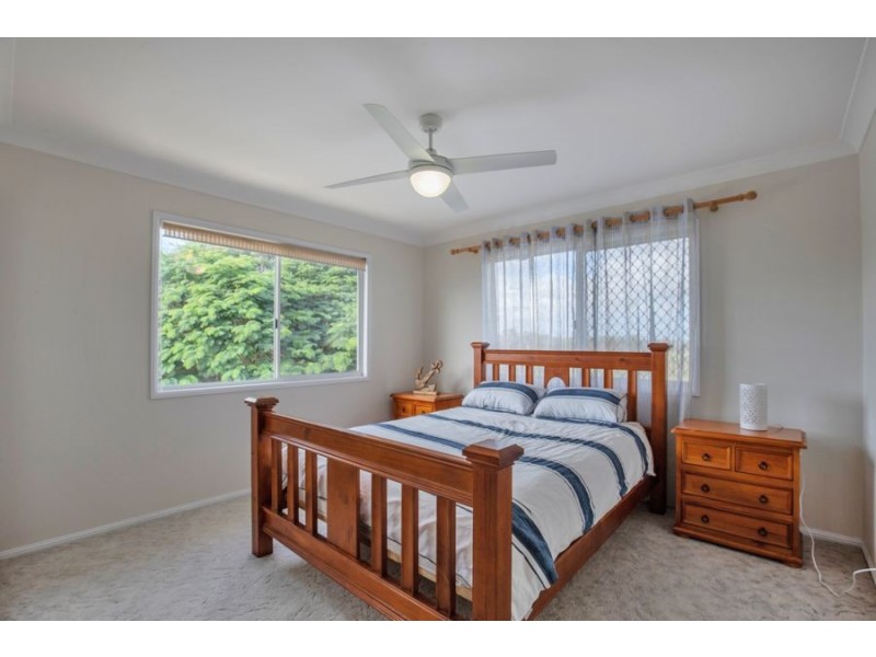 35 Esplanade, Jacobs Well QLD 4208