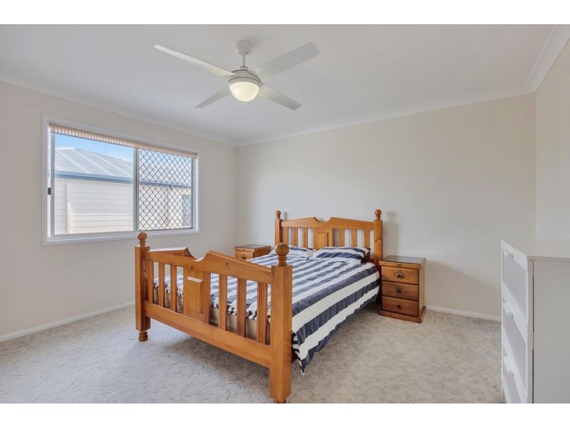 35 Esplanade, Jacobs Well QLD 4208