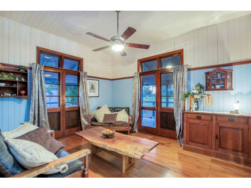 308 Cabbage Tree Point Road, Steiglitz QLD 4207