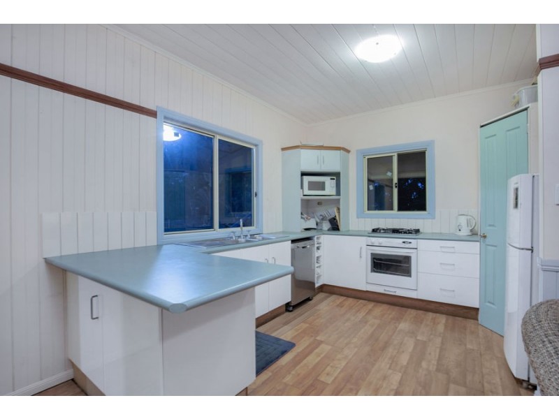308 Cabbage Tree Point Road, Steiglitz QLD 4207