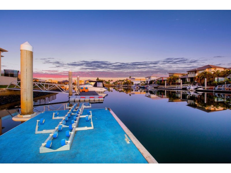 8 Sunset Place, Jacobs Well QLD 4208