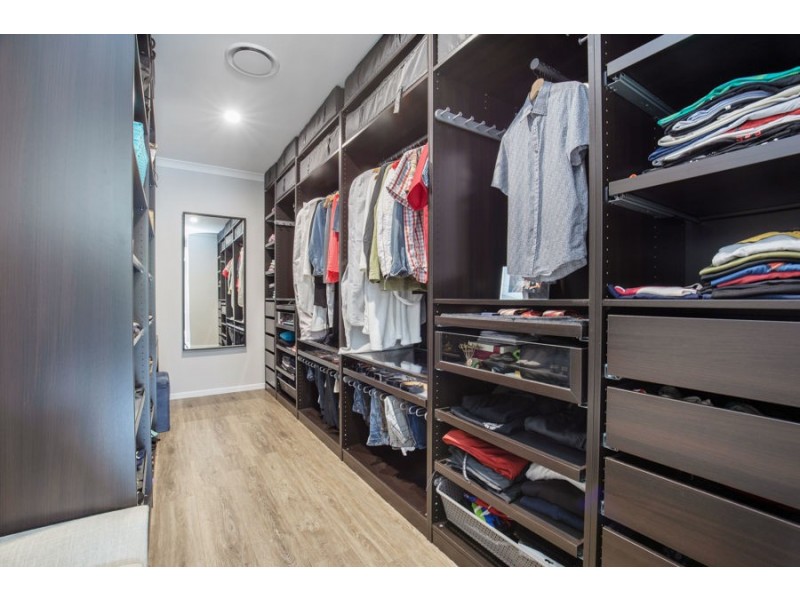 8 Josephine Road, Coomera Waters QLD 4209