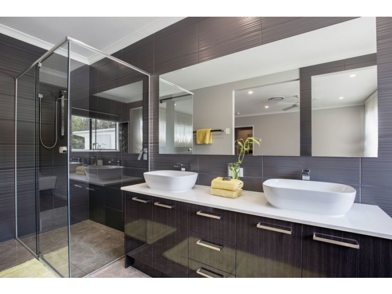 8 Josephine Road, Coomera Waters QLD 4209
