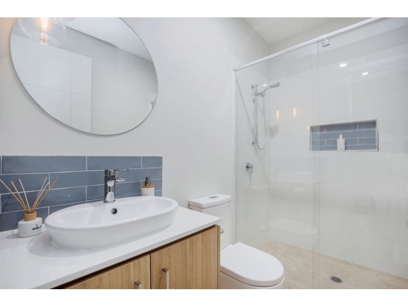 49 Poinciana Place, Jacobs Well QLD 4208