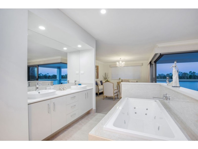 49 Poinciana Place, Jacobs Well QLD 4208