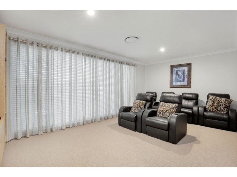 49 Poinciana Place, Jacobs Well QLD 4208