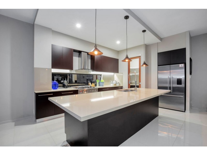 22 Sundown Place, Jacobs Well QLD 4208