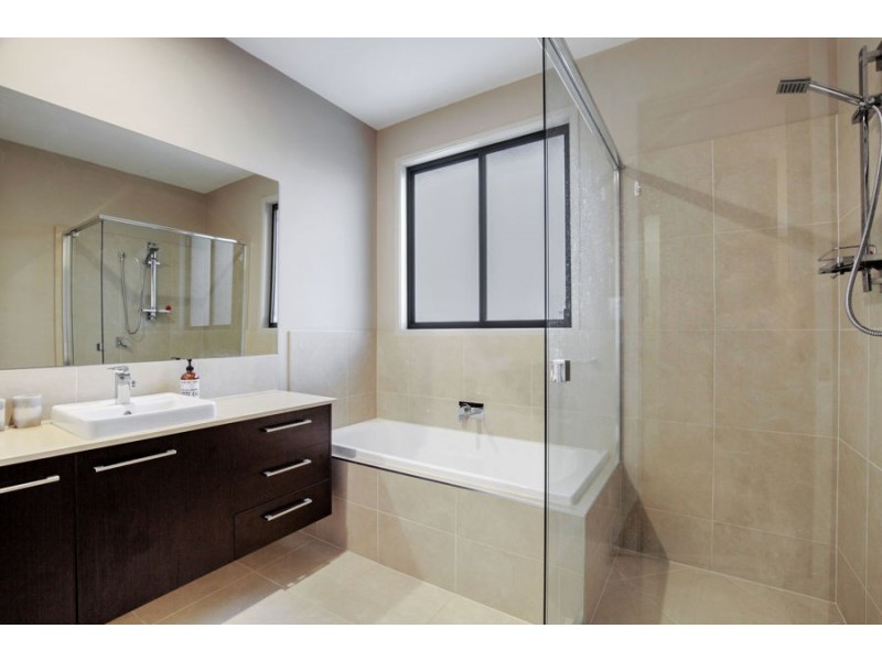 22 Sundown Place, Jacobs Well QLD 4208