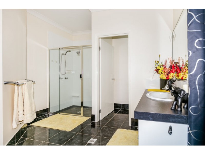 40 Bangalow Drive, Steiglitz QLD 4207