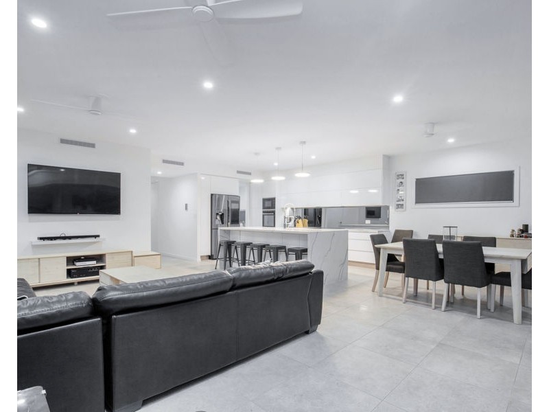 44 Moreton Drive, Jacobs Well QLD 4208