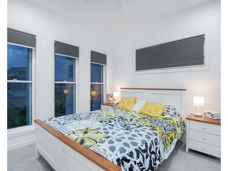 44 Moreton Drive, Jacobs Well QLD 4208