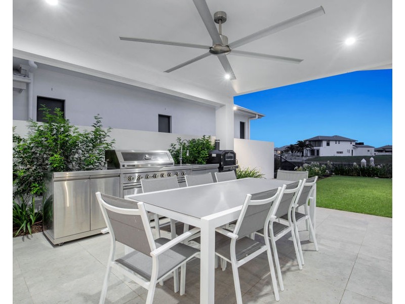 44 Moreton Drive, Jacobs Well QLD 4208