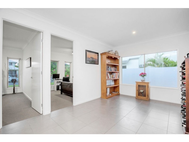31 Marina Parade, Jacobs Well QLD 4208