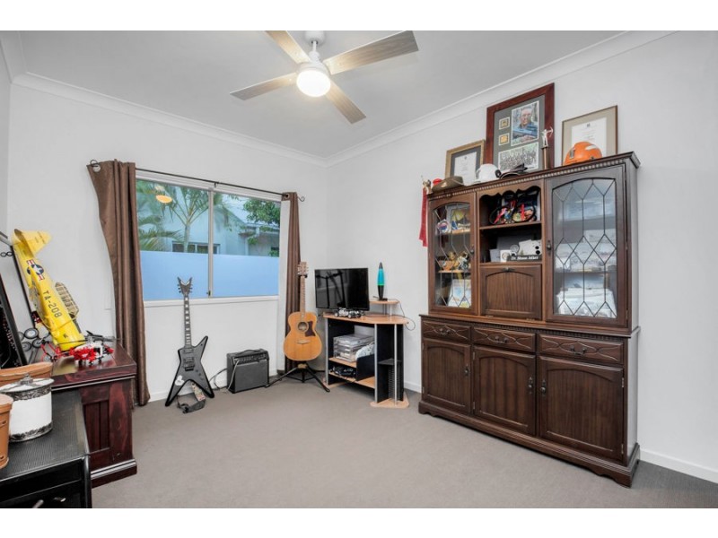 31 Marina Parade, Jacobs Well QLD 4208