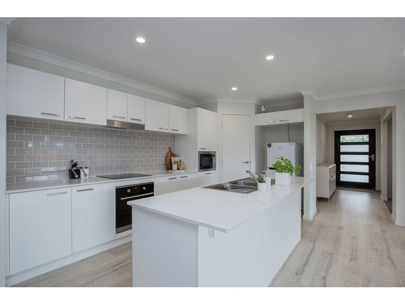 1060 Pimpama Jacobs Well RD, Jacobs Well QLD 4208