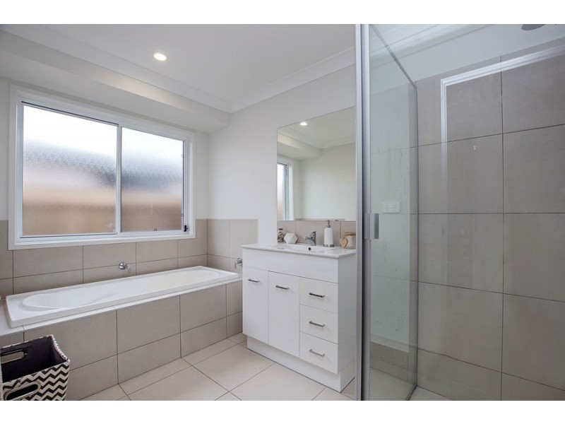 1060 Pimpama Jacobs Well RD, Jacobs Well QLD 4208
