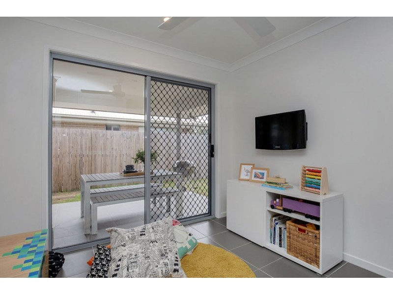 26 Bayside Avenue, Jacobs Well QLD 4208