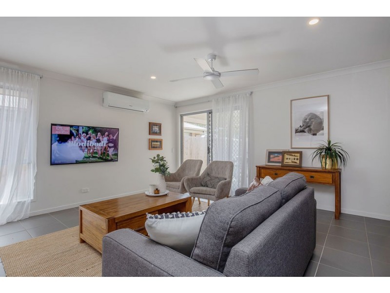 26 Bayside Avenue, Jacobs Well QLD 4208