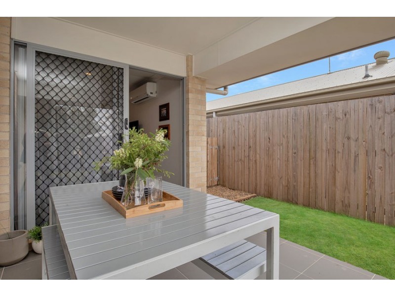 26 Bayside Avenue, Jacobs Well QLD 4208