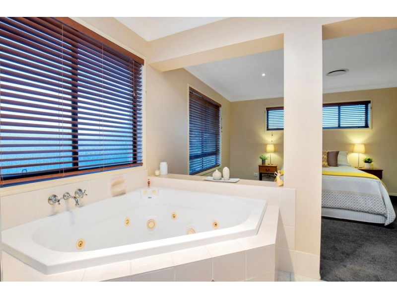 6 Coral Street, Steiglitz QLD 4207