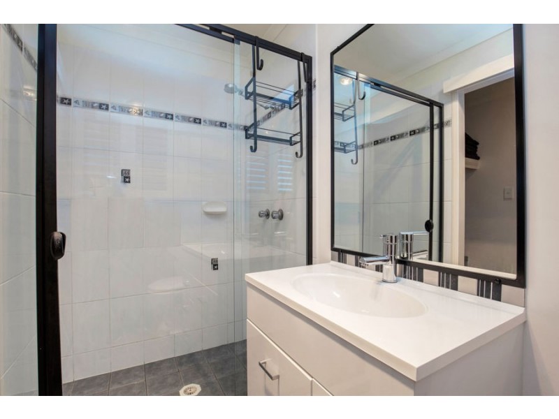 20 Bangalow Drive, Steiglitz QLD 4207