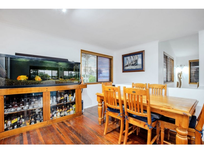 2 Seabrae Street, Steiglitz QLD 4207