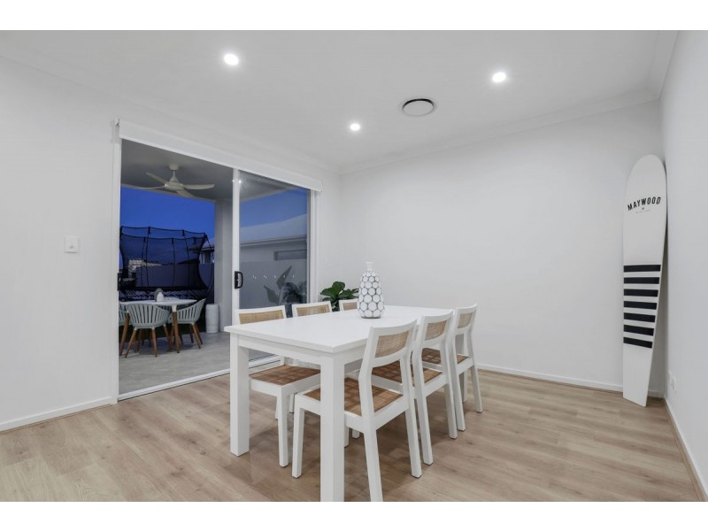 28 Moreton Drive, Jacobs Well QLD 4208