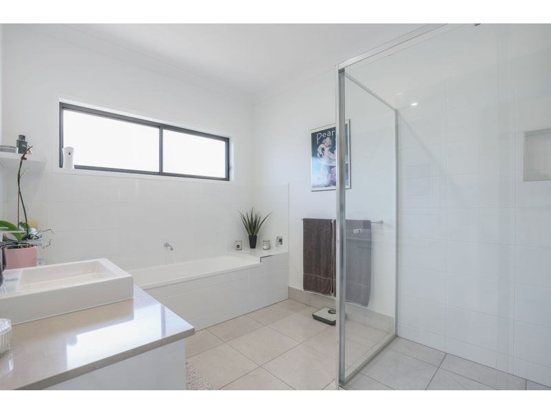 21 Sundown Place, Jacobs Well QLD 4208