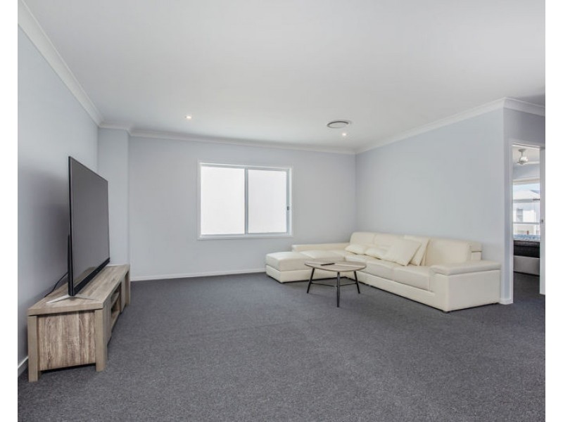 36 Poinciana Place, Jacobs Well QLD 4208