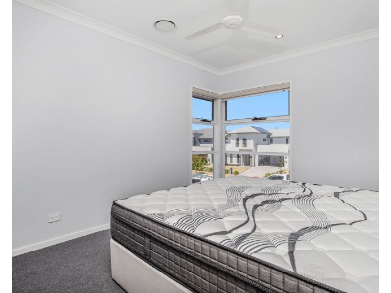 36 Poinciana Place, Jacobs Well QLD 4208