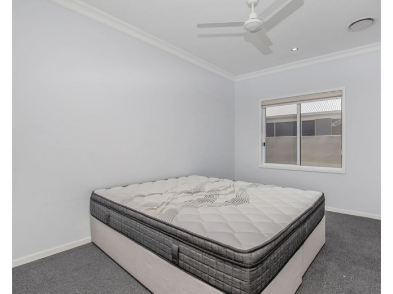 36 Poinciana Place, Jacobs Well QLD 4208