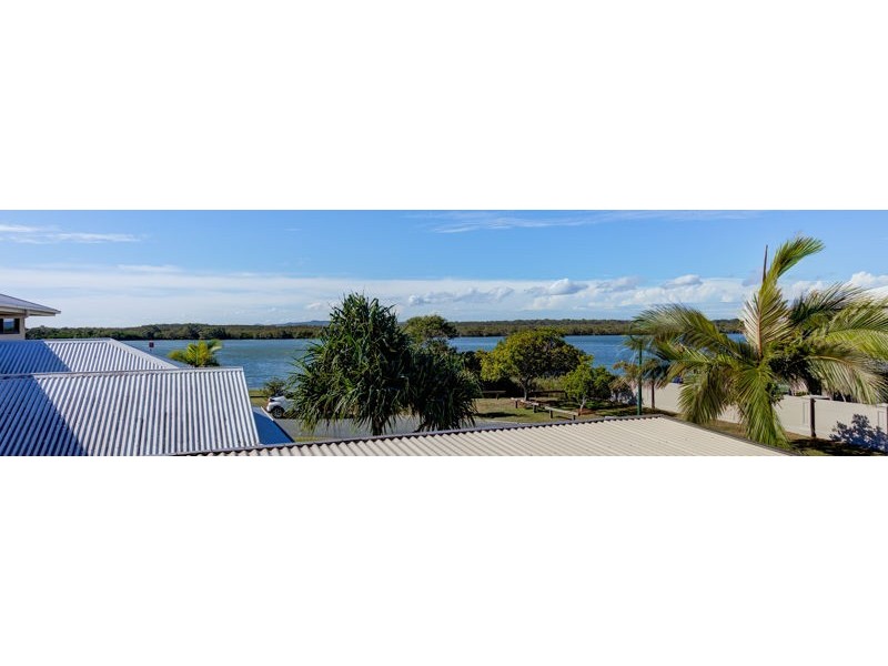 41 Esplanade, Jacobs Well QLD 4208