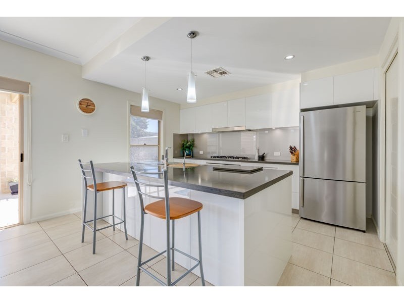 41 Esplanade, Jacobs Well QLD 4208