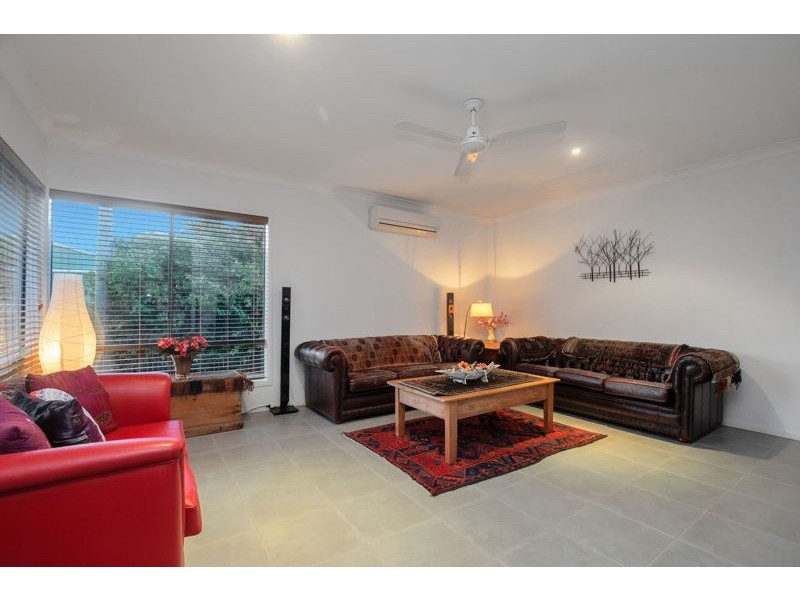 5 Hibiscus Street, Steiglitz QLD 4207