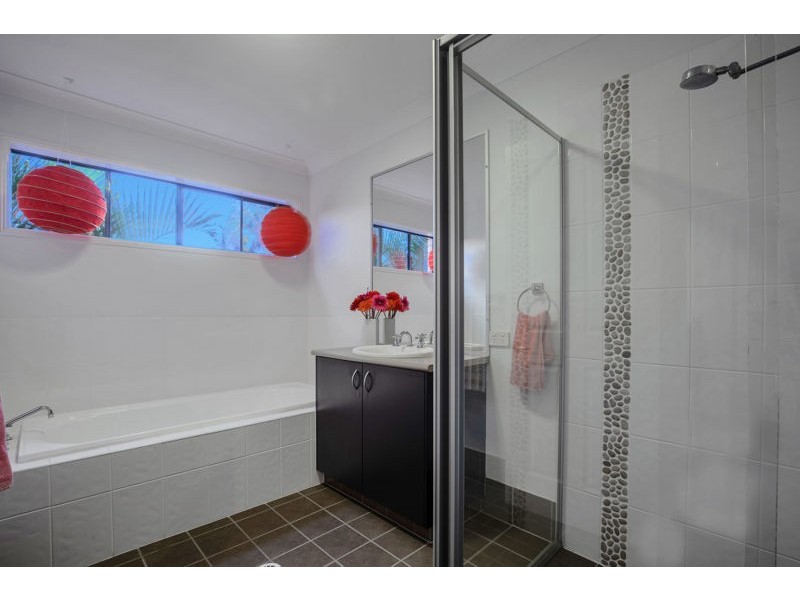 5 Hibiscus Street, Steiglitz QLD 4207