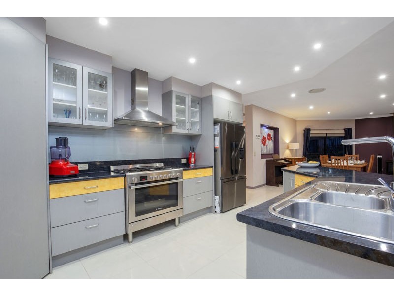 7 Atara Lane, Coomera Waters QLD 4209