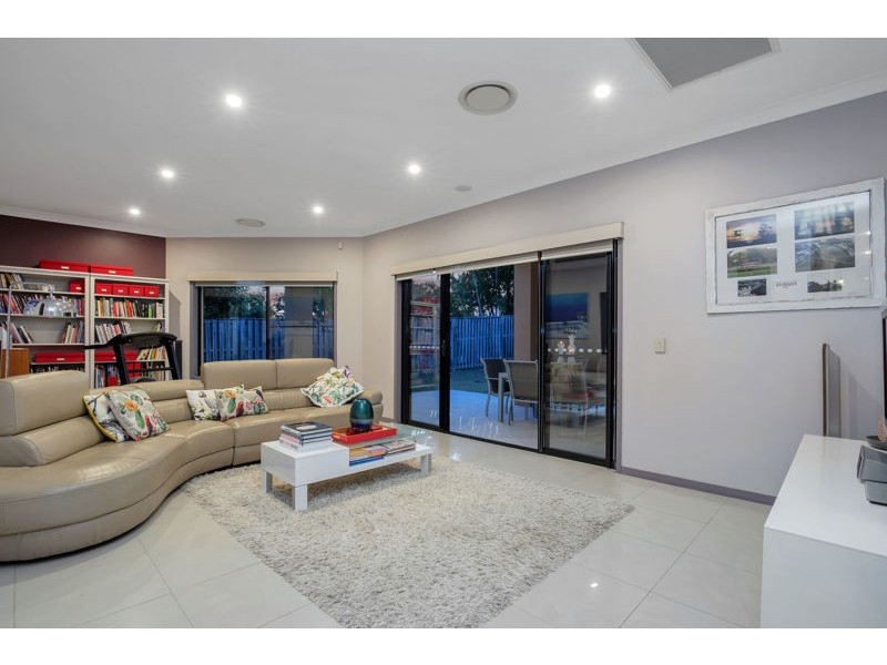 7 Atara Lane, Coomera Waters QLD 4209