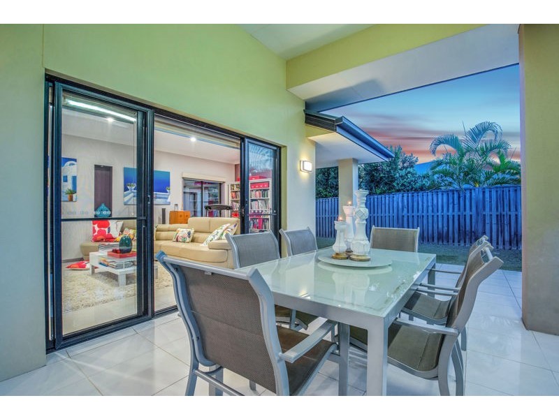 7 Atara Lane, Coomera Waters QLD 4209