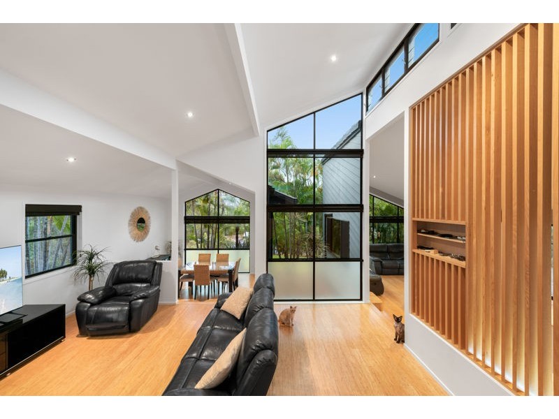 40 Leah Drive, Belivah QLD 4207