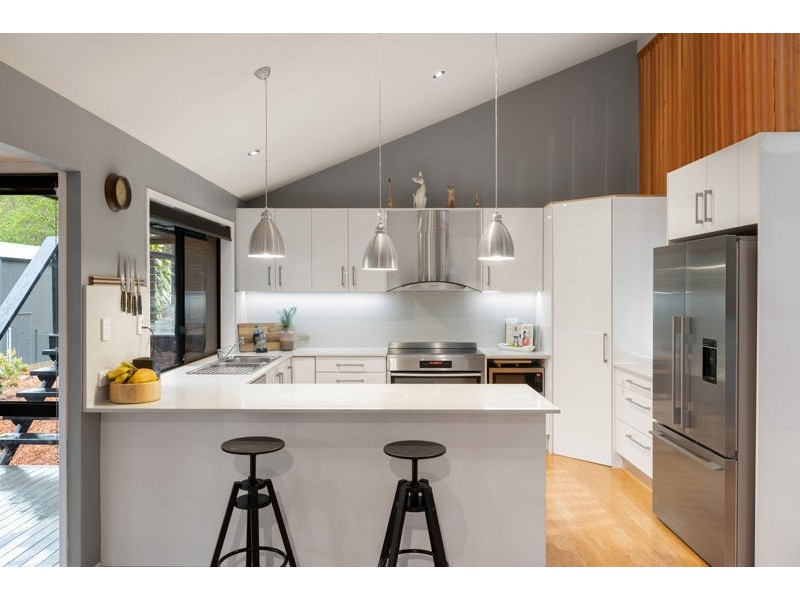 40 Leah Drive, Belivah QLD 4207