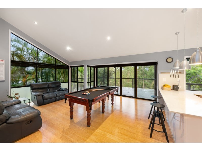 40 Leah Drive, Belivah QLD 4207