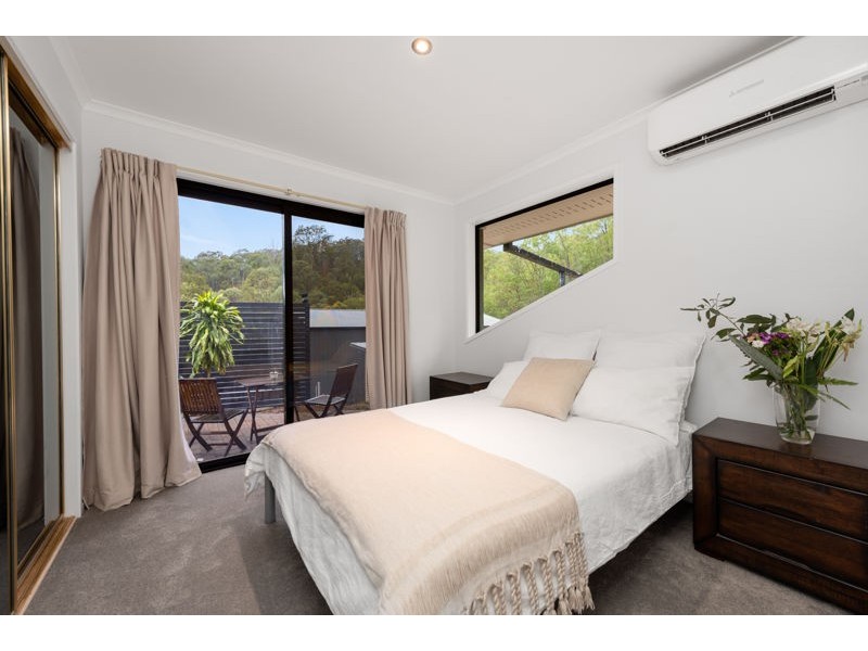 40 Leah Drive, Belivah QLD 4207