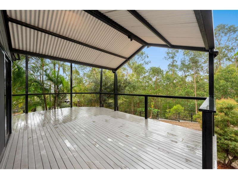 40 Leah Drive, Belivah QLD 4207