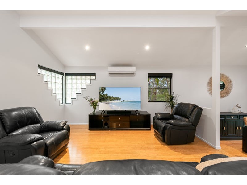 40 Leah Drive, Belivah QLD 4207