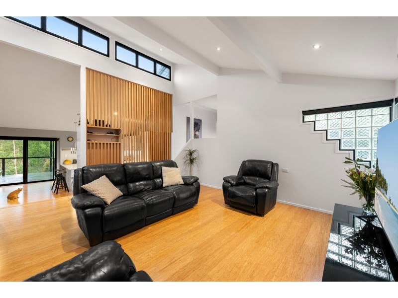 40 Leah Drive, Belivah QLD 4207