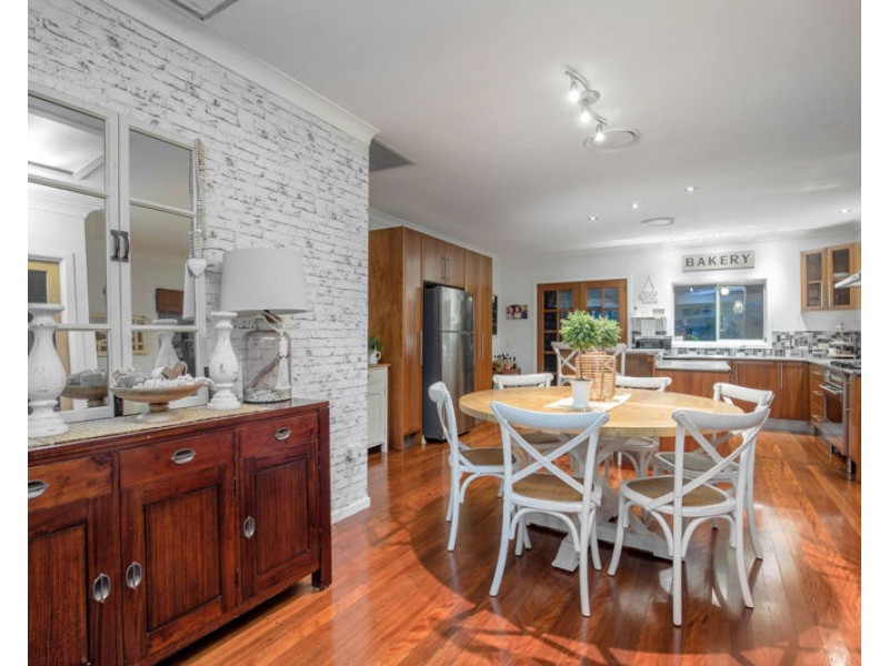 1884 Stapylton-Jacobs Well Road, Jacobs Well QLD 4208