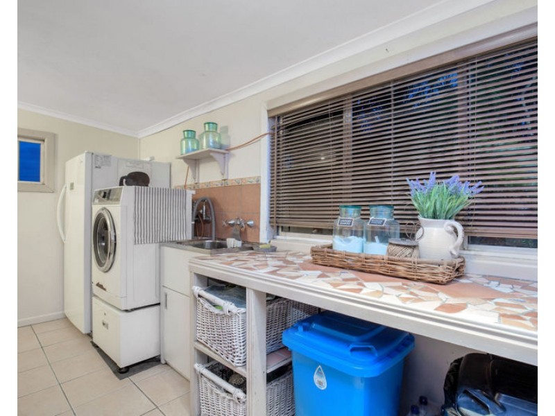 1884 Stapylton-Jacobs Well Road, Jacobs Well QLD 4208