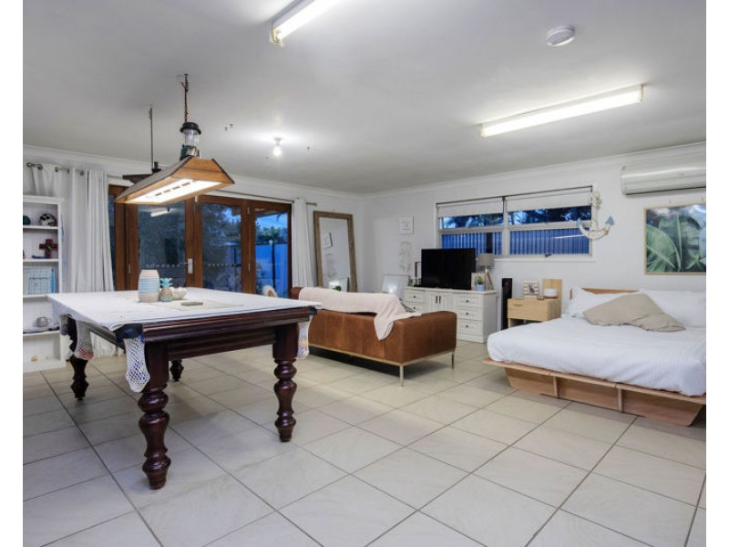 1884 Stapylton-Jacobs Well Road, Jacobs Well QLD 4208